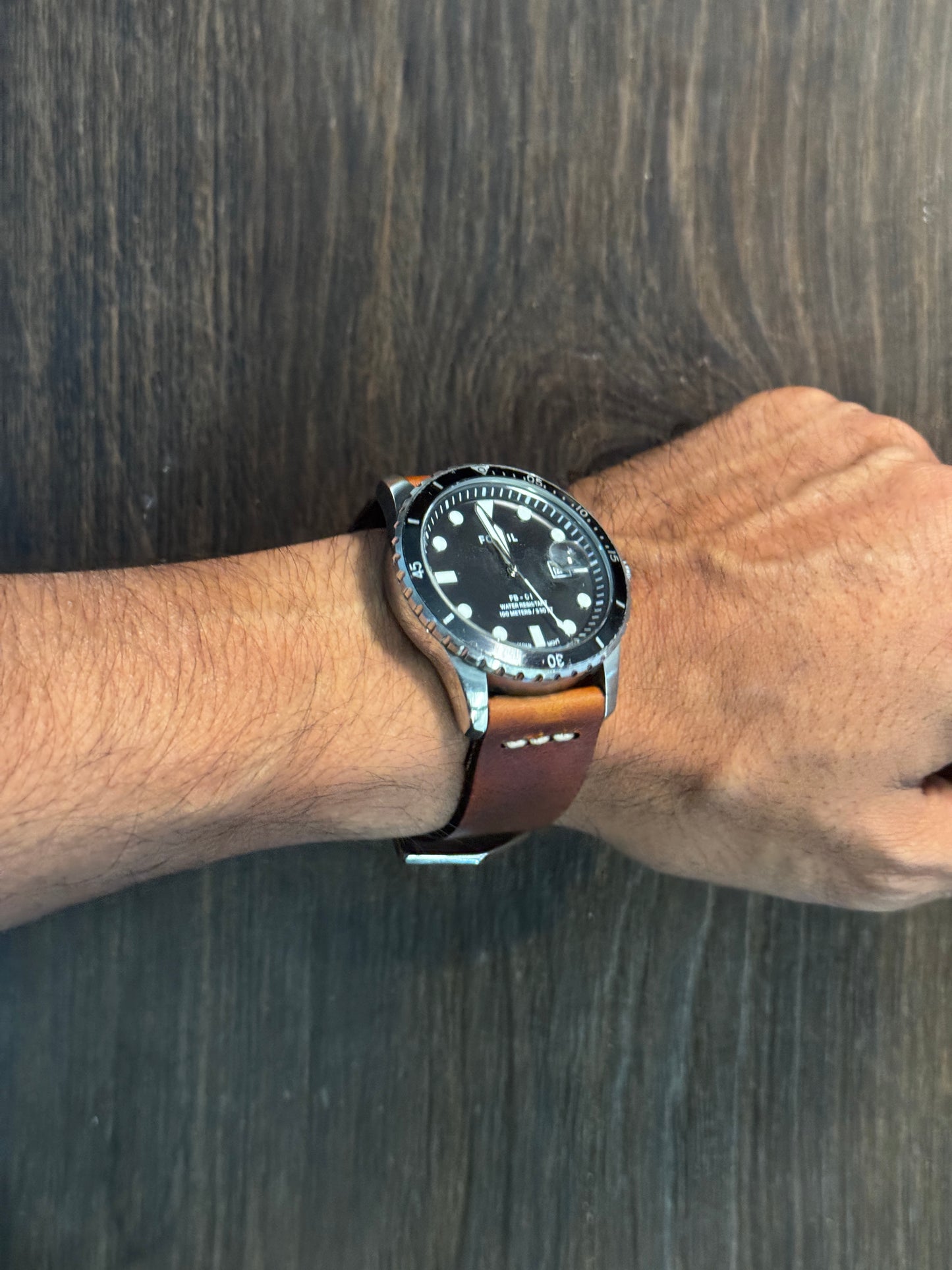 Carlo Bada Lassi chest stitched strap