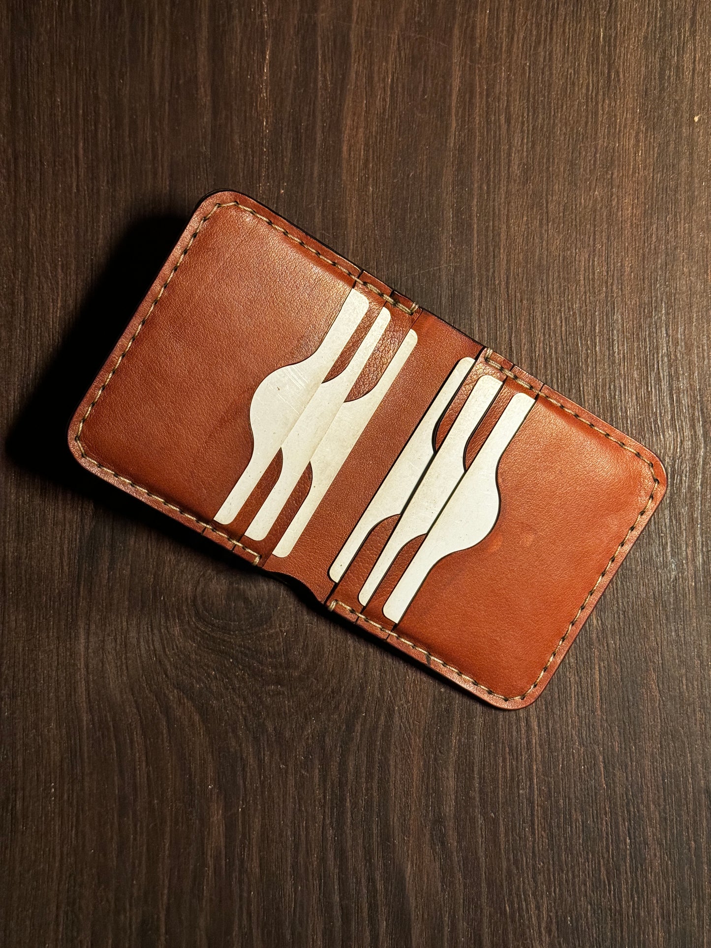 vertical bi fold wallet 6+1 regular size in soft leather