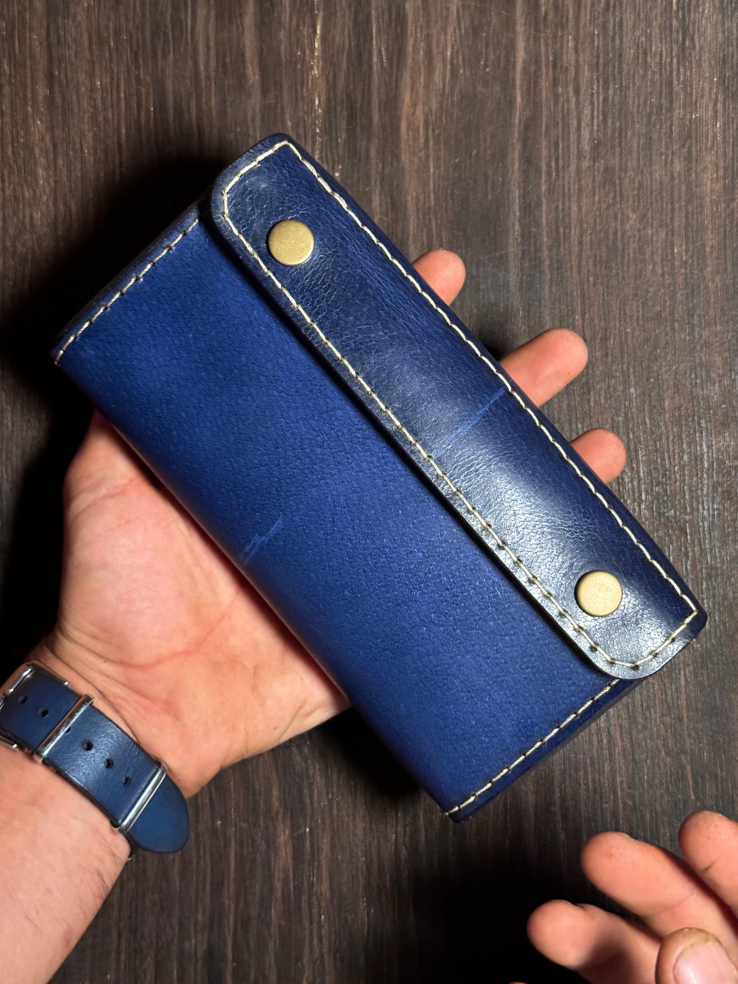 dual phone case in sturdy leather