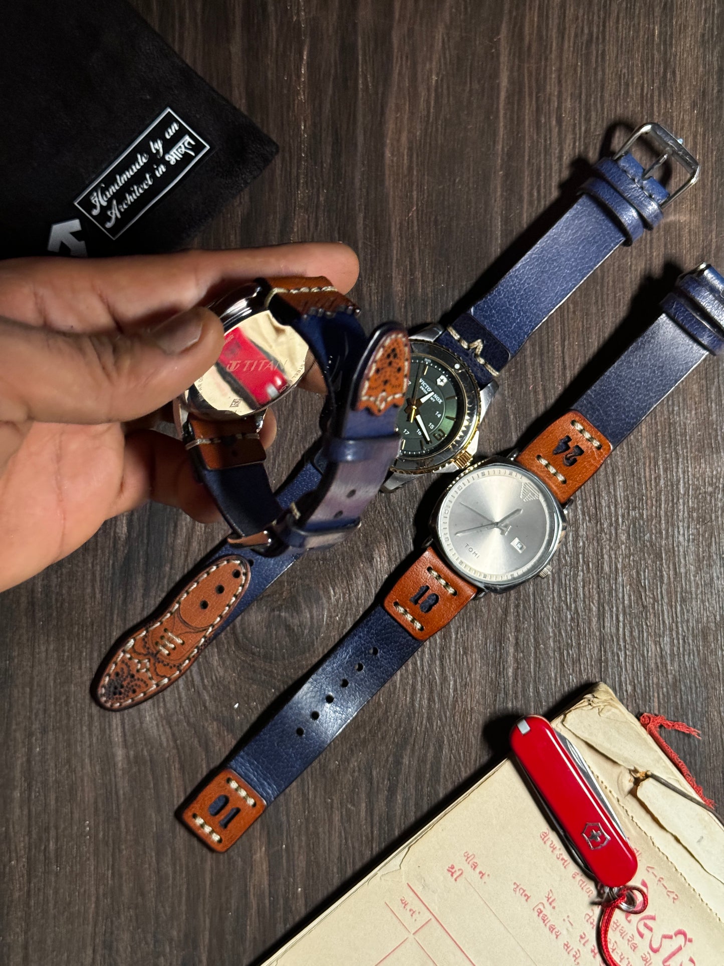 Brogues watch straps in sturdy leather