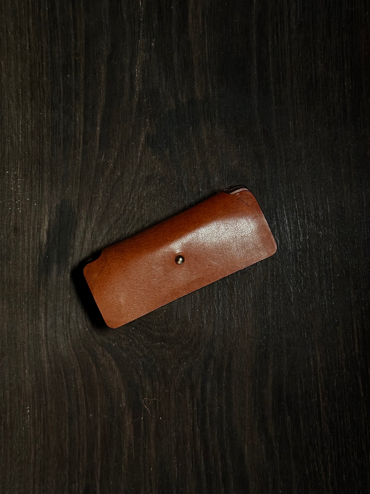 minimal key holder that holds upto 6-8 keys