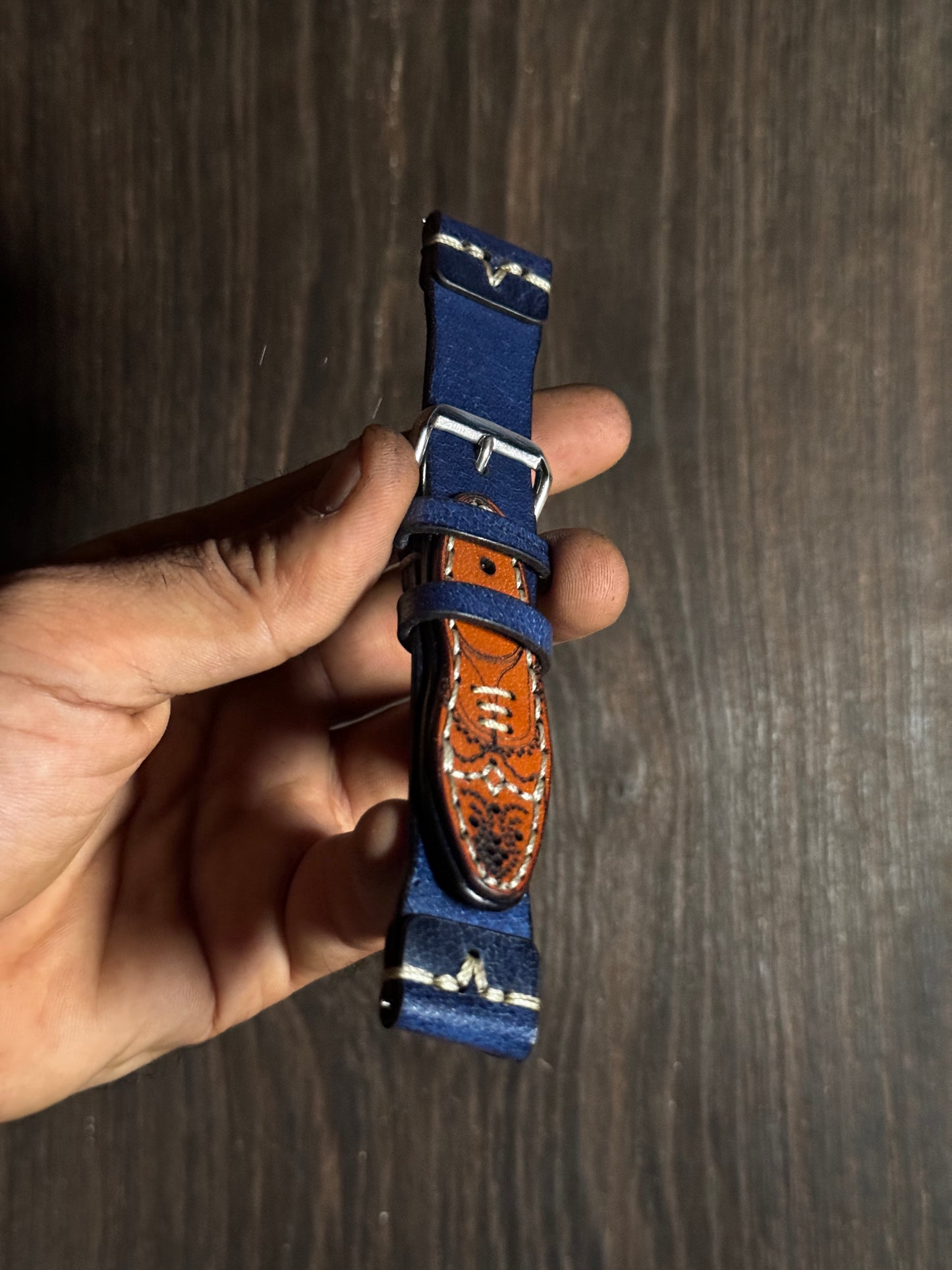Brogues watch straps in sturdy leather