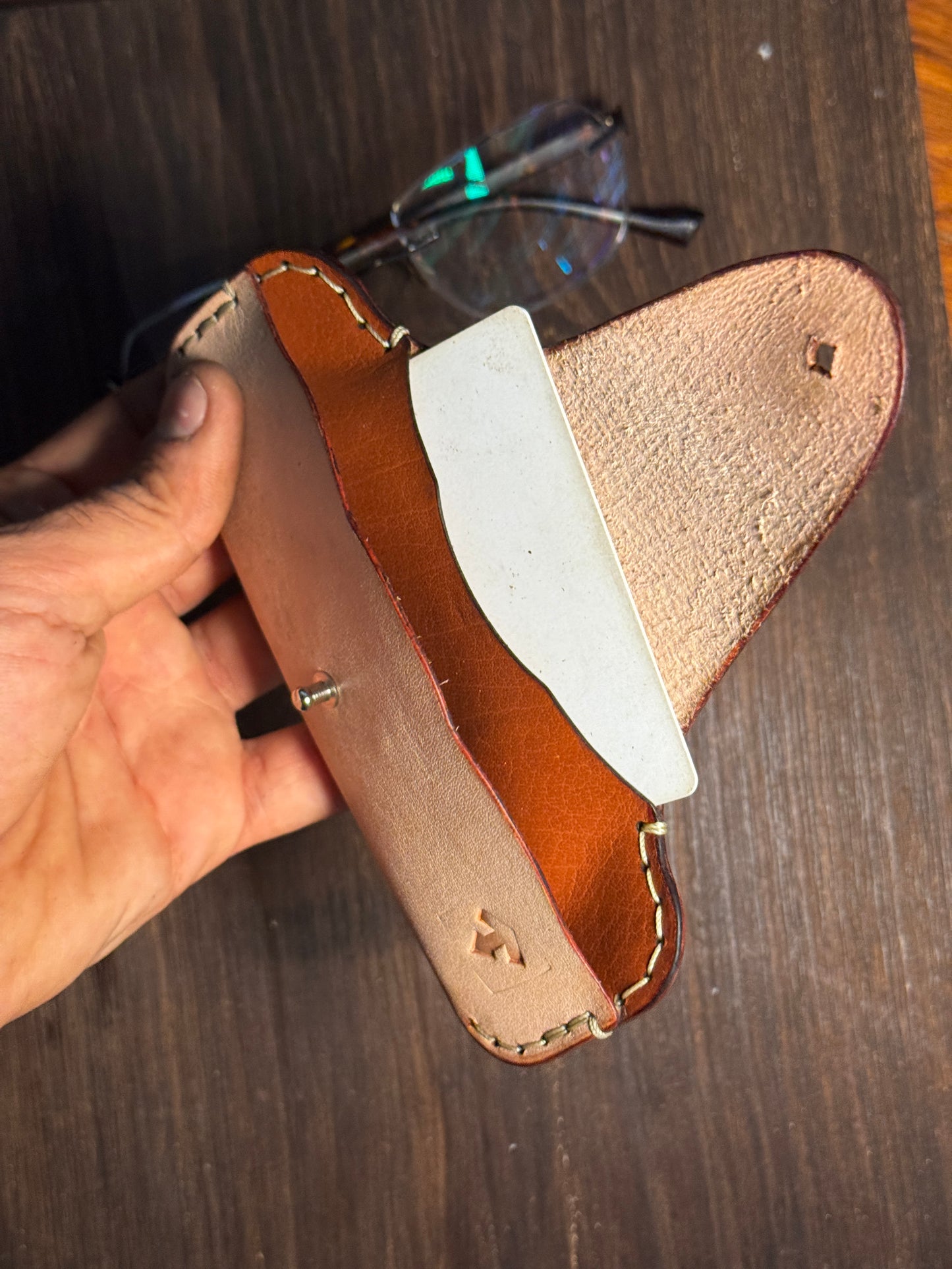 A pocket carry specase3 for regular diffrent eyewears