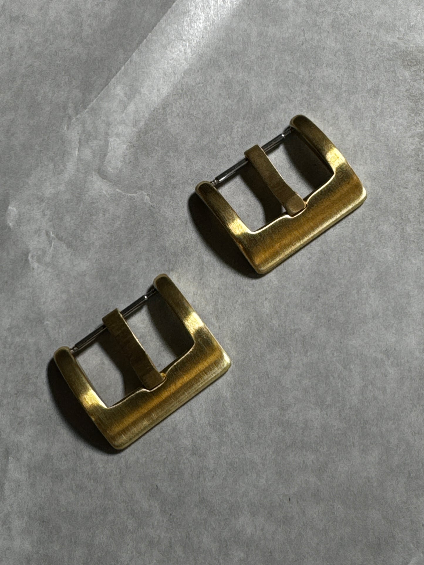 SQUARE styled brass/bronze watch buckle 20mm