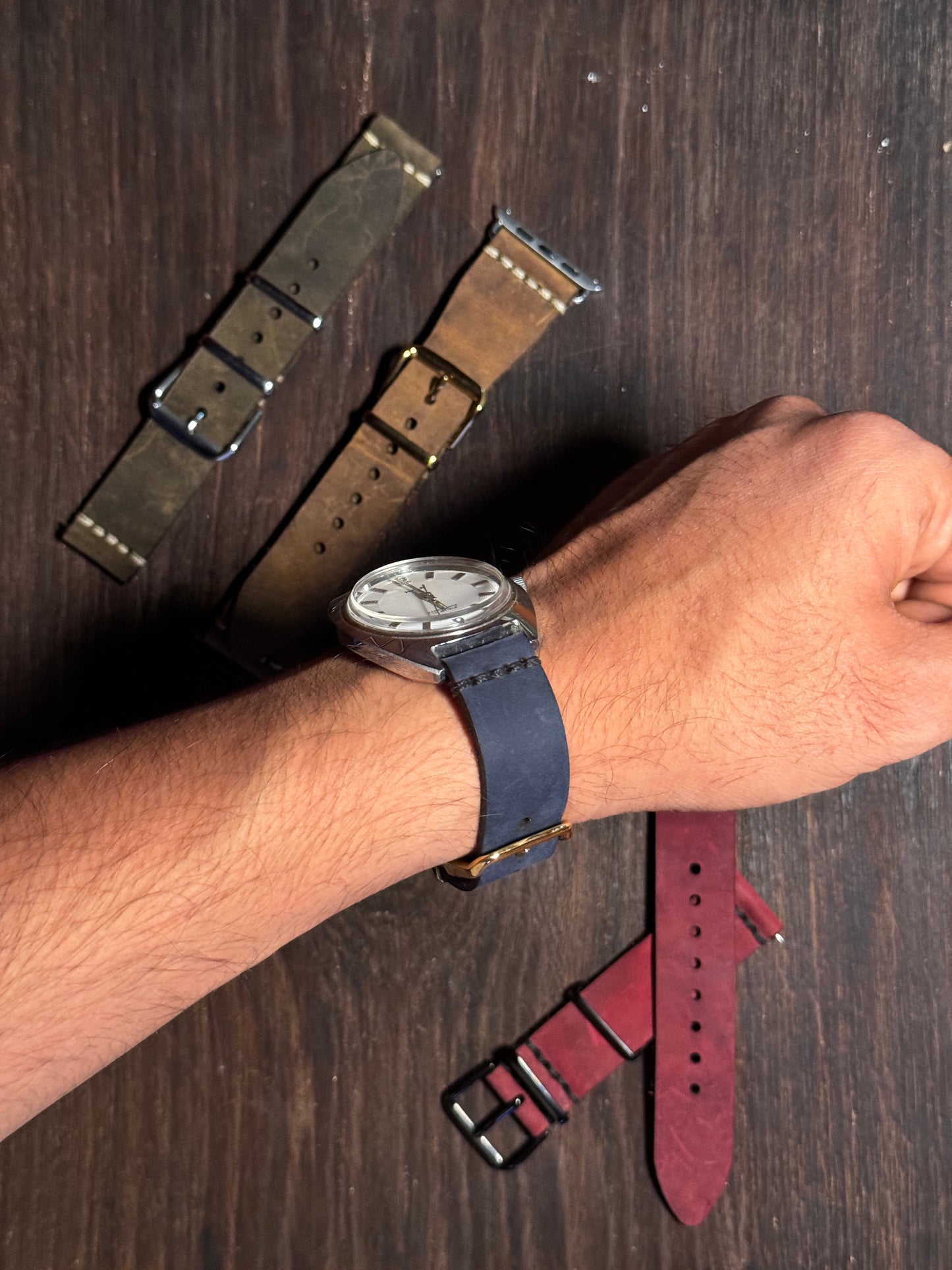 rubbery feel Leather watch Straps
