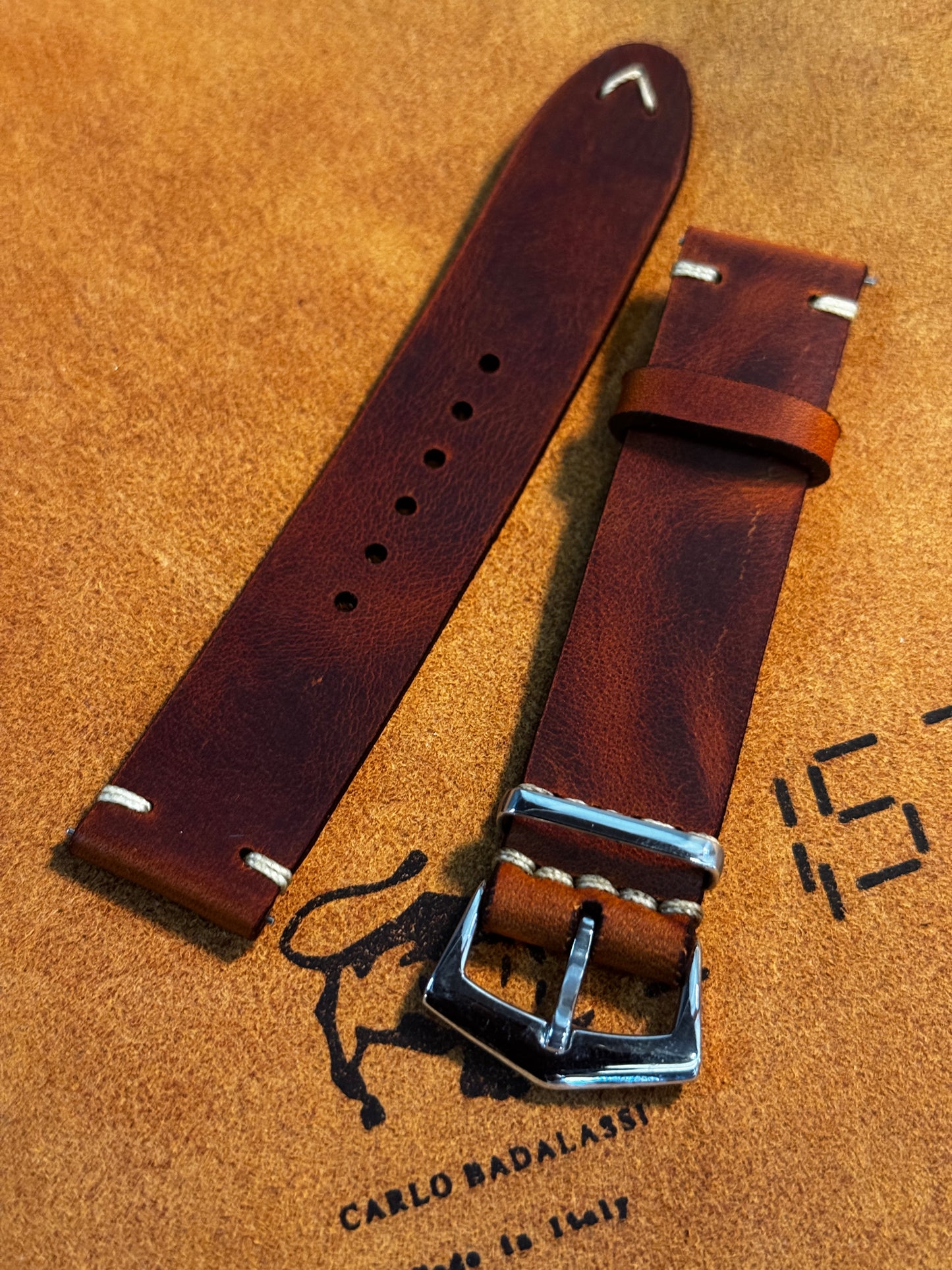 Carlo Bada Lassi shoulder stitched strap