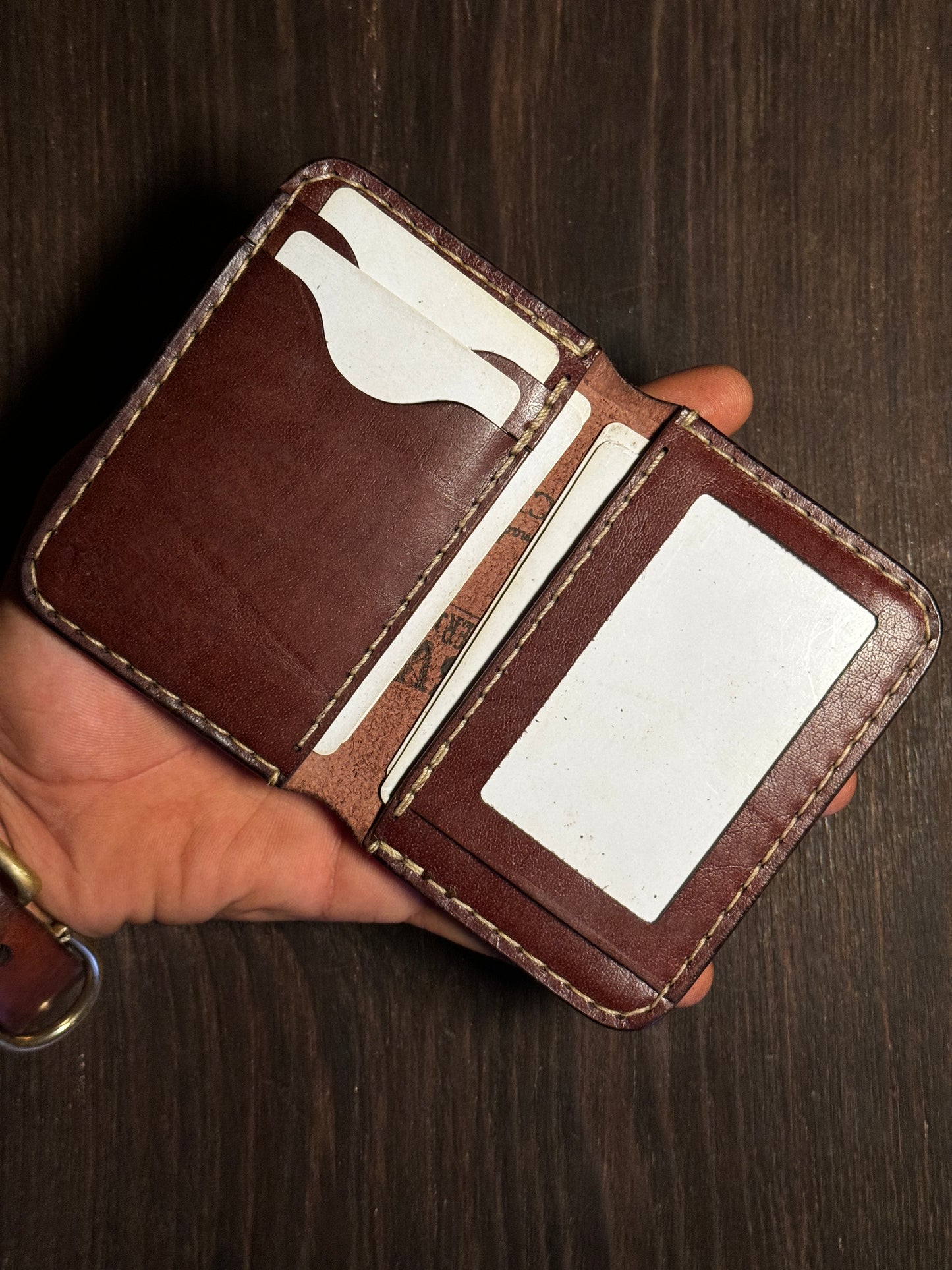 2 cards + 2 receipts slots + 1 ID card slot wallet in sturdy leather