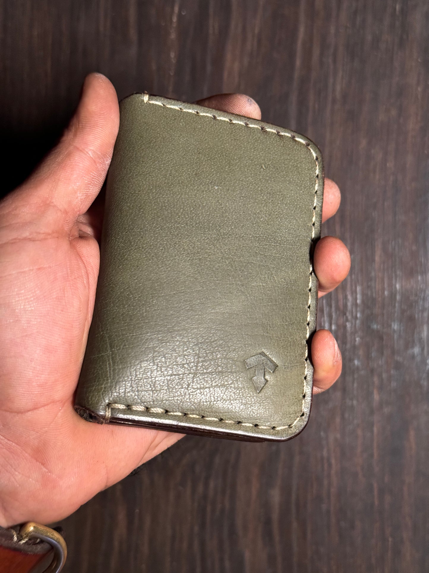 4 cards wallet in sturdy leather