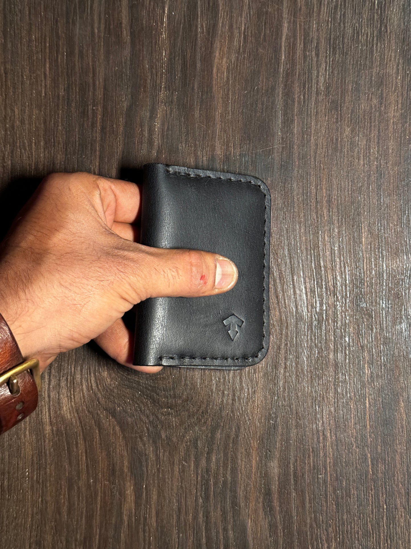 4 cards wallet in sturdy leather