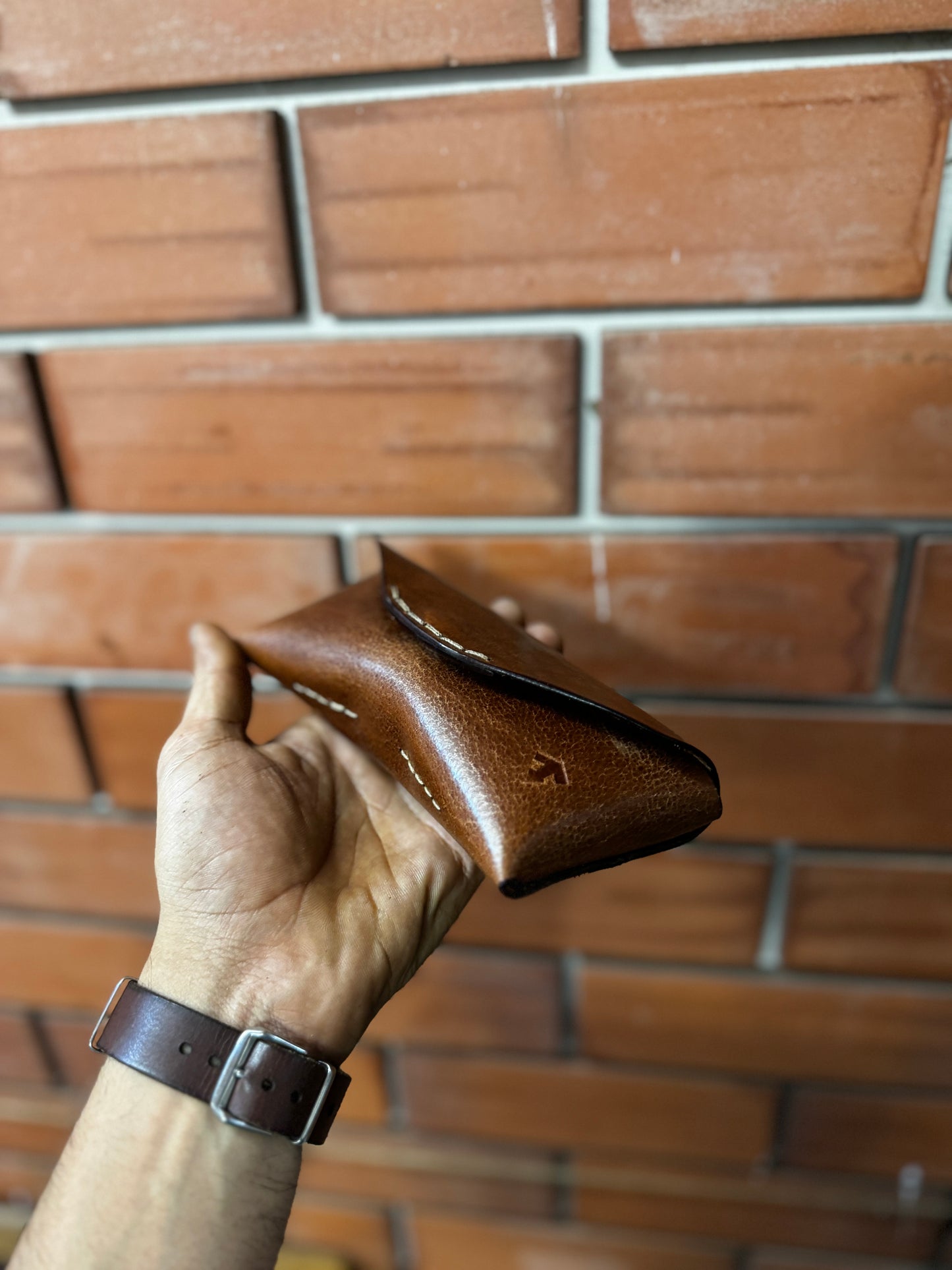 A Tough specase1 for expensive and delicate eyewears