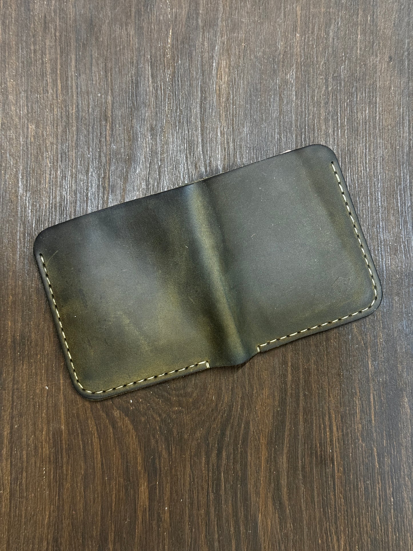 Vertical bi fold wallet 6+1 n 6+2 cash compartment in rustic leather