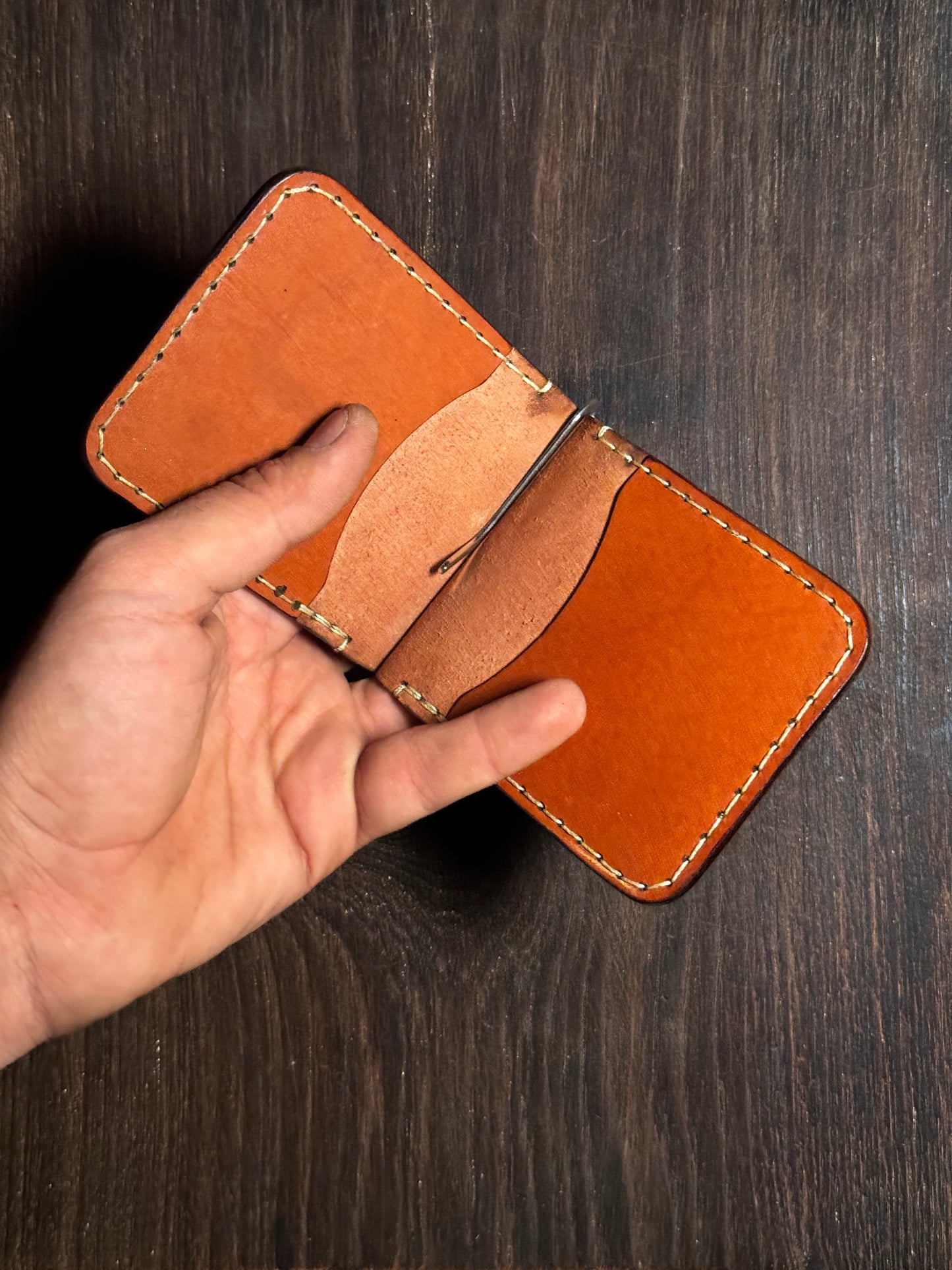 clipper wallet in sturdy leather