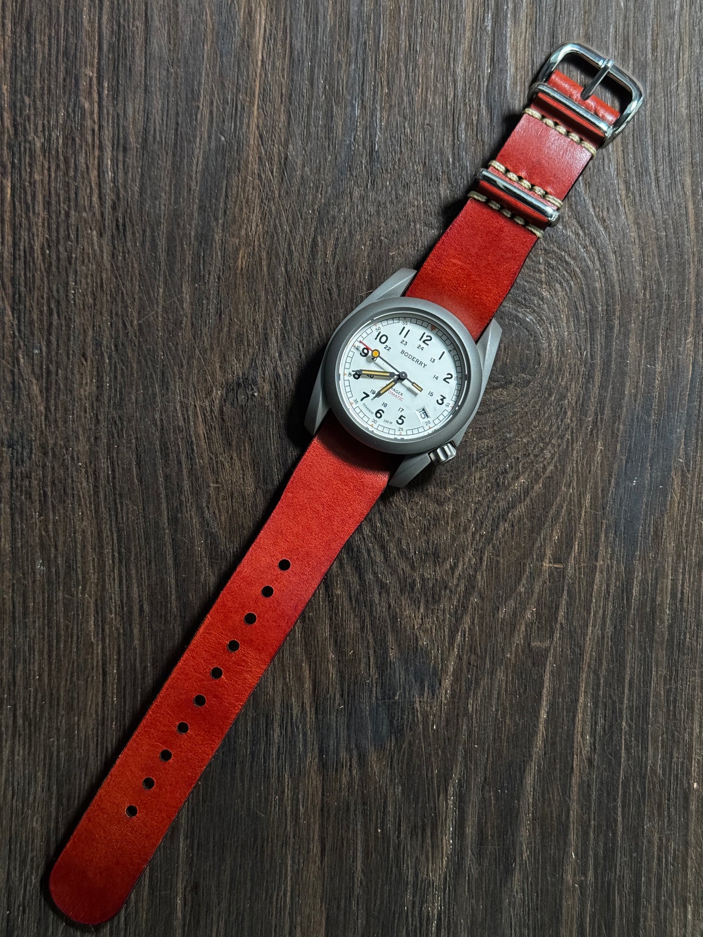 boderry one way nato watch Straps reddish brown color