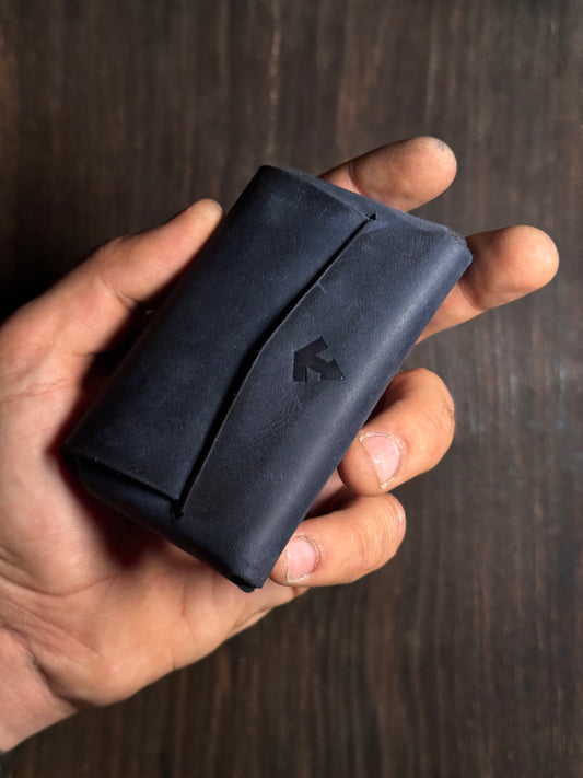 horistitchless card holder for upto 12 cards