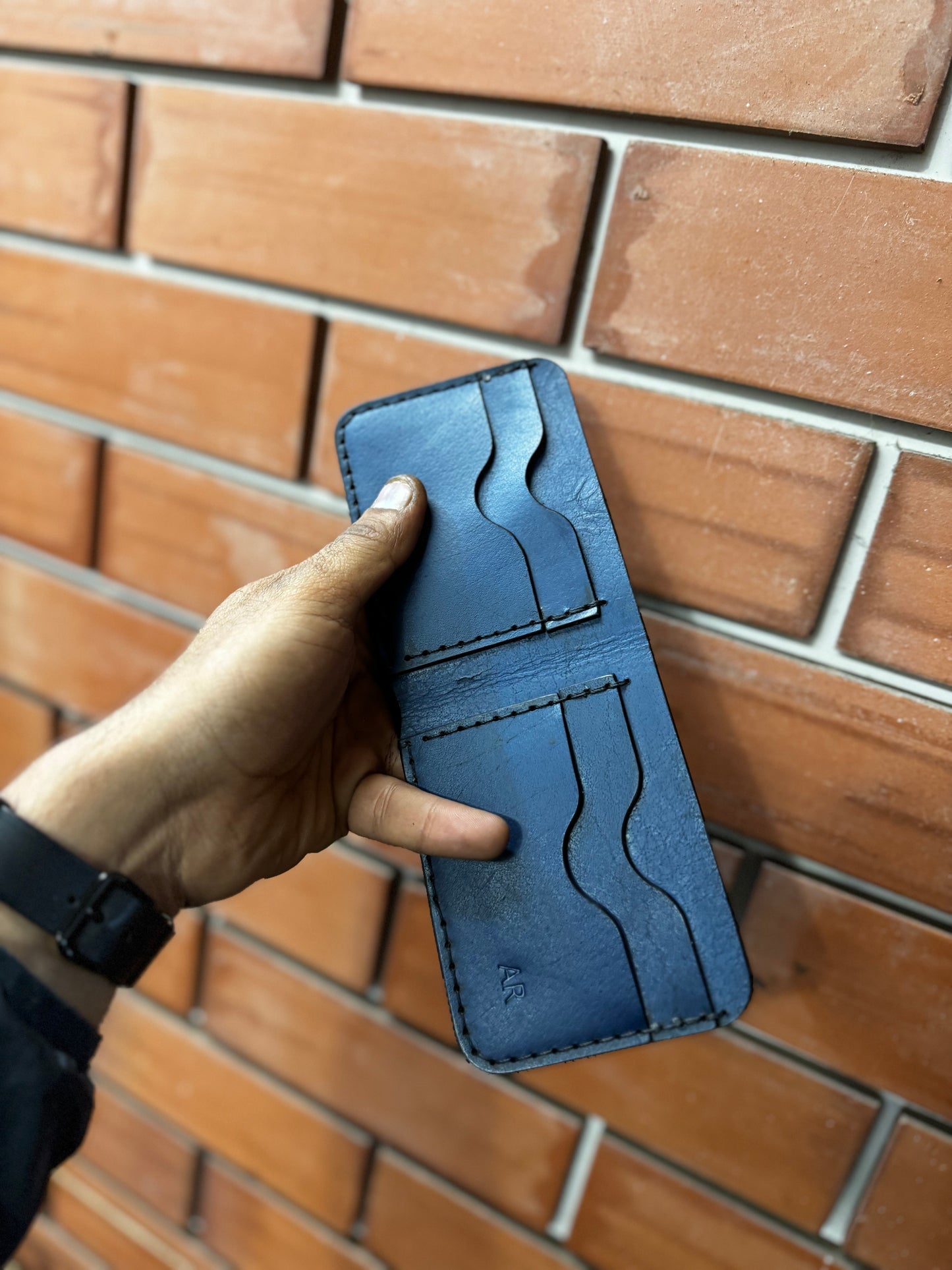 horizontal bi fold wallet 4+1 n 4+2 in sturdy leather