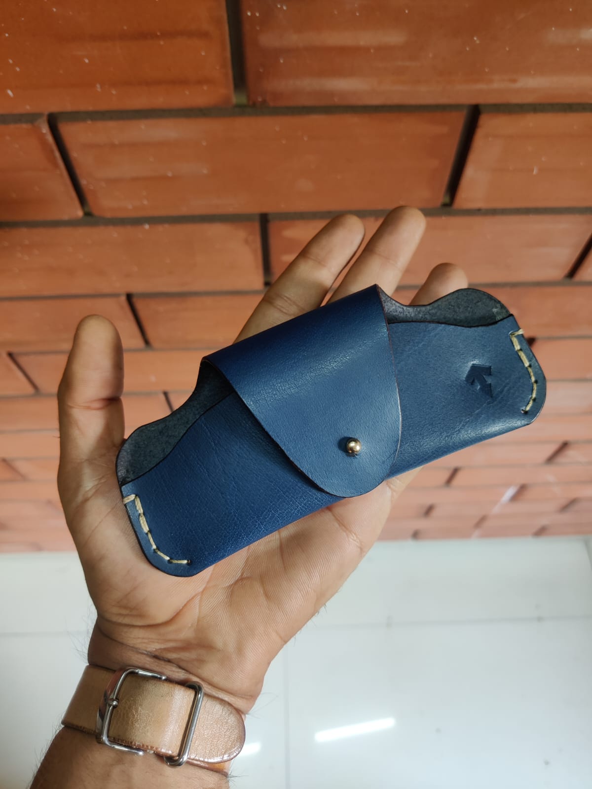 A pocket carry specase1 for regular diffrent eyewears
