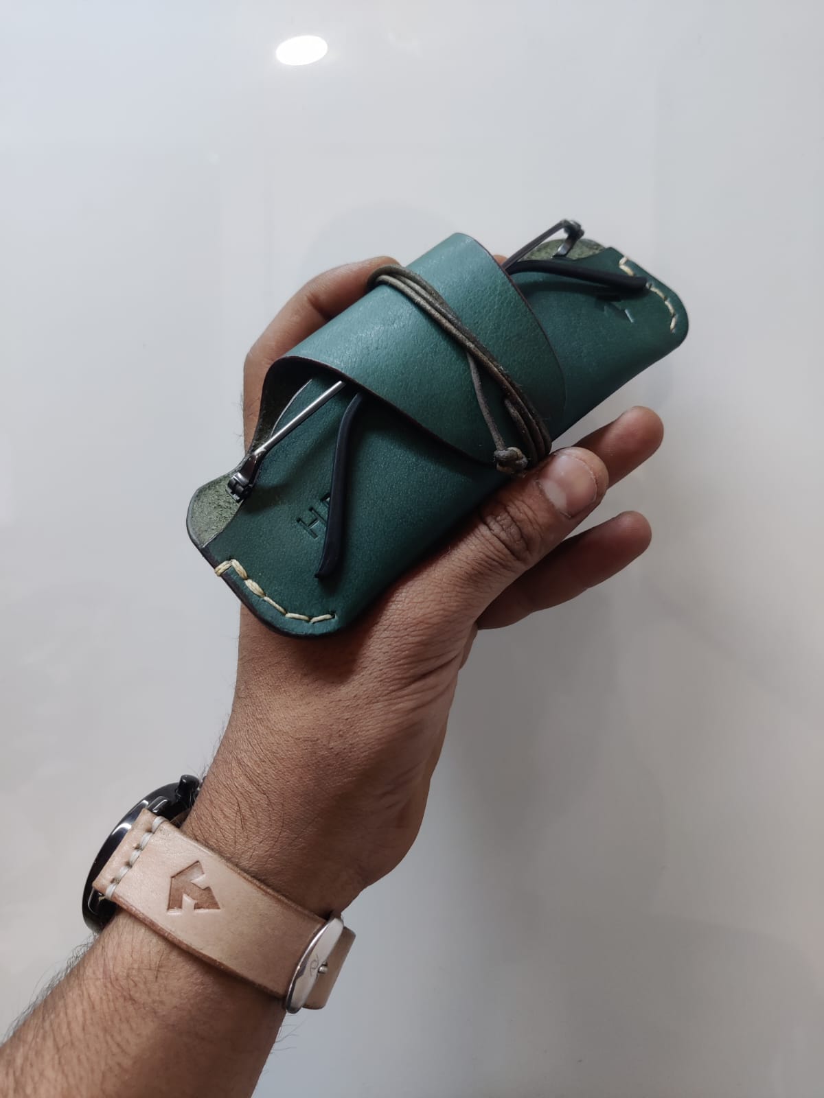 A pocket carry specase1 for regular diffrent eyewears